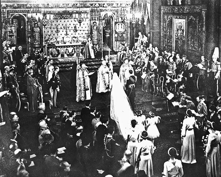George, Duke of Kent and Princess Marina of Greece at the High Altar of Westminster Abbey during their wedding