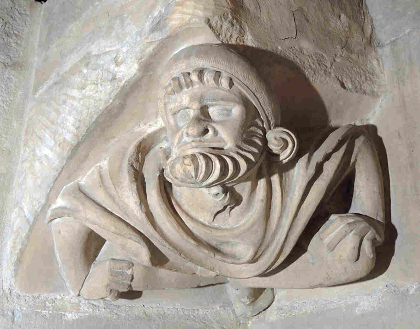 Crusty Craftsman, Triforium