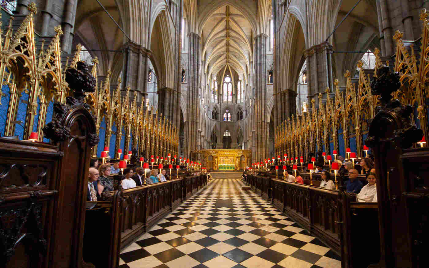 The Quire and High Altar at the Abbey with the congregation seated eithers side