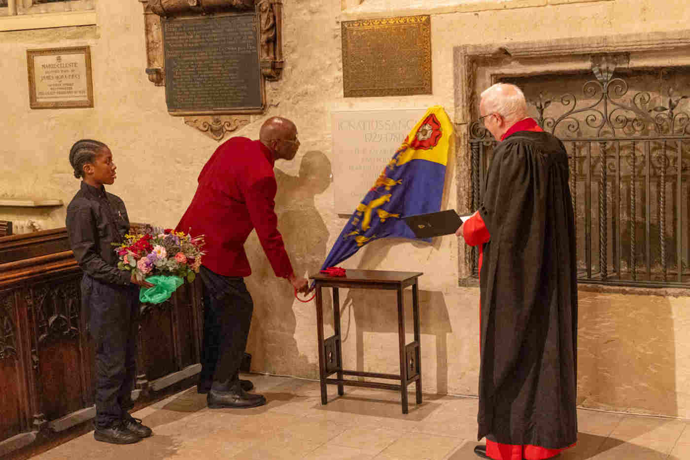 Arthur Torrington unveils the memorial stone to Ignatius Sancho and Ann Osbourne/ The Dean of Westminster is also present