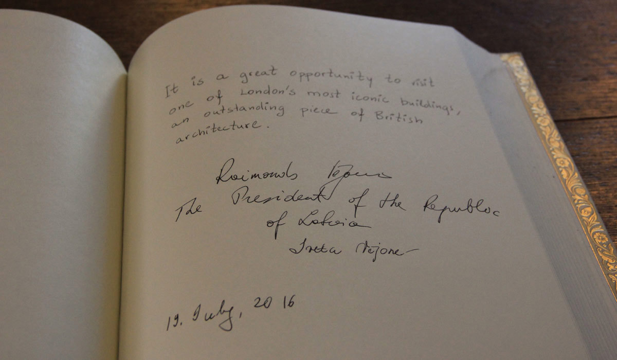 The message left in the Abbey's Visitor's Book by the President of Latvia Raimonds Vējonis and the First Lady Iveta Vējone