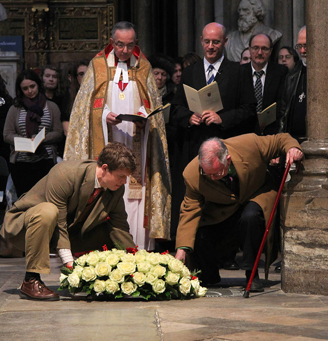 Abbey dedicates memorial to C S Lewis