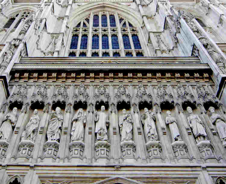 Photograph of 10 modern martyrs above the Great West Door at Westminster Abbey