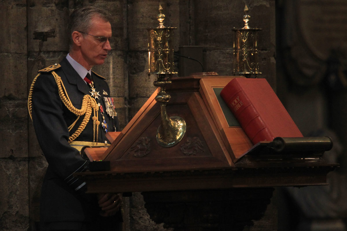 Air Chief Marshal Sir Stephen Hillier reads St Mark 14: 3-11 from the Great Lectern