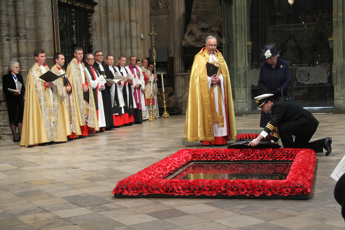 Queen and Duke of Edinburgh Attend VE Day Service