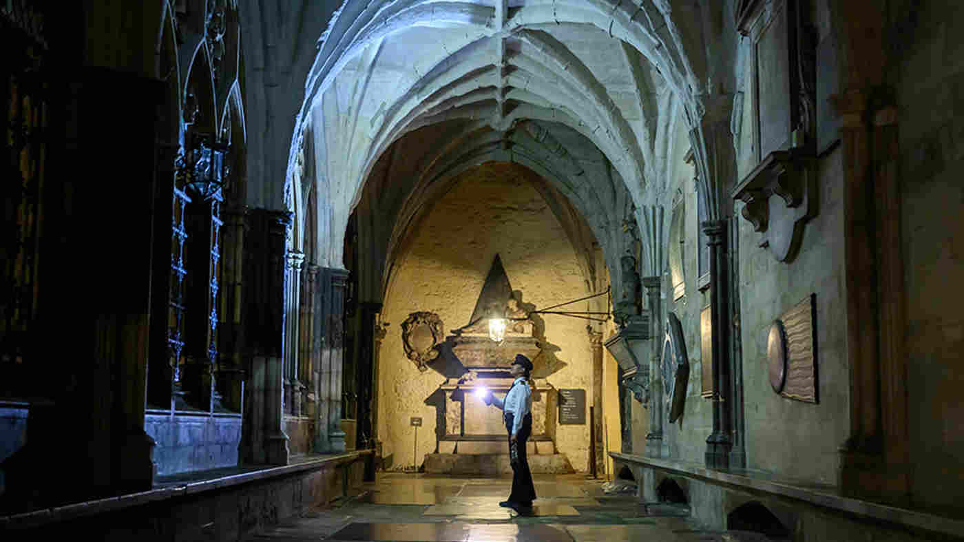 A night in the life of a beadle