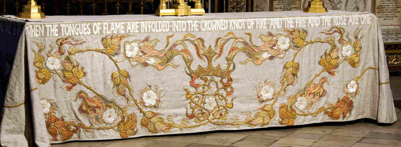 White and gold nave frontal used in Westminster Abbey