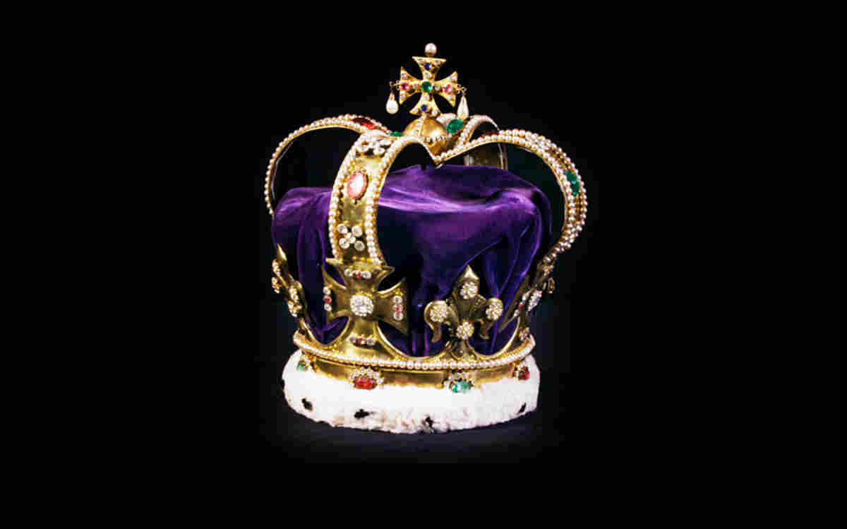 Royal Regalia R Royal regalia | Westminster Abbey