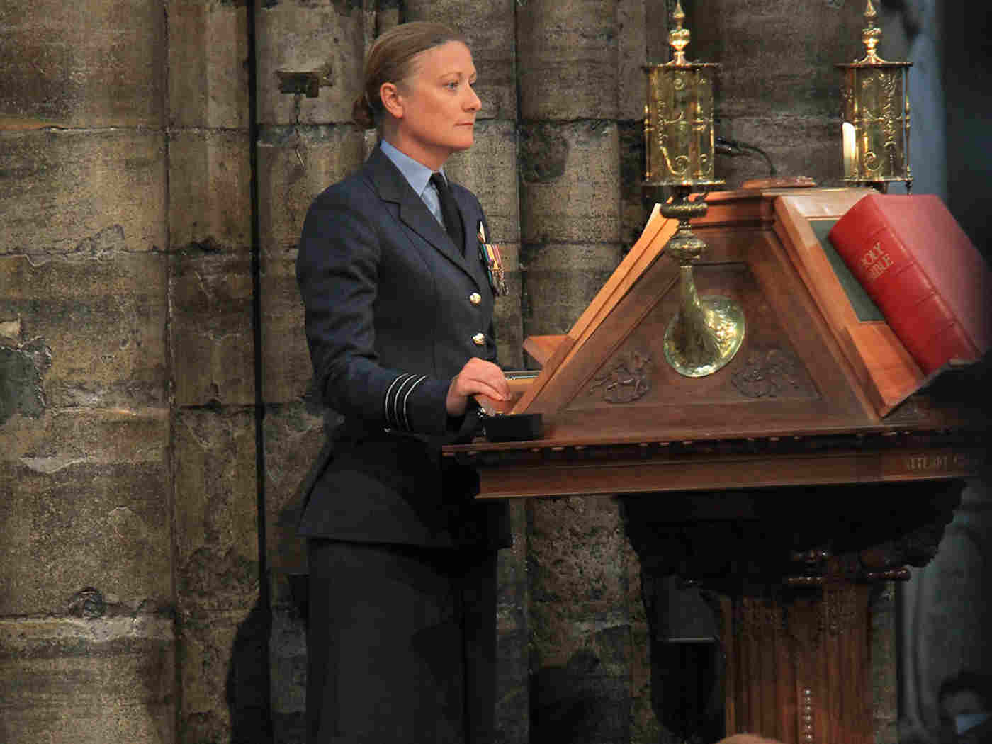 Wing Commander Nikki Thomas reads High Flight