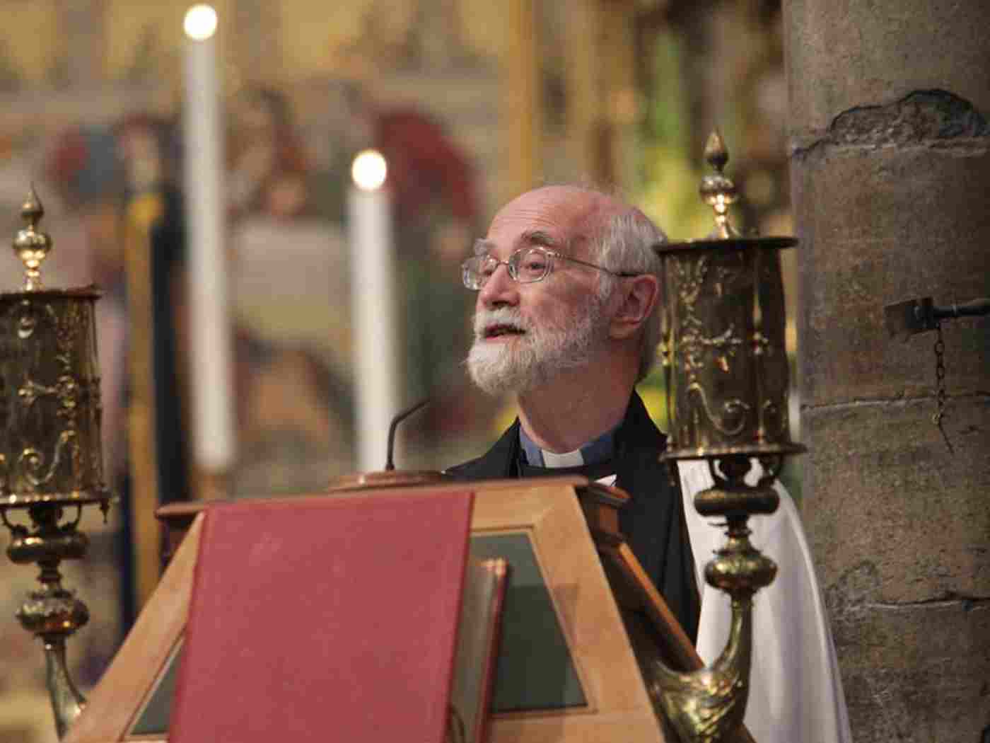 The Reverend Peter Thomas reads Isaiah 52: 7–12