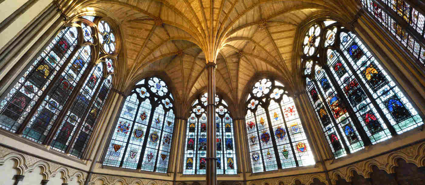 Photograph of the walls, stained glass windows and ceiling of the Chapter House in Westminster Abbey, for the exhibition in 2027 - Crowning the Conqueror: New threads in 1066