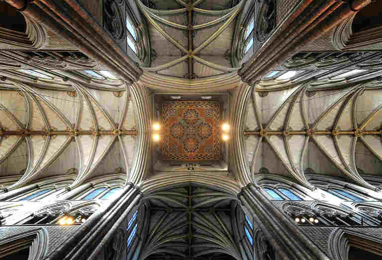The ceiling of the lantern in Westminster Abbey, at the centre is a patterned panel