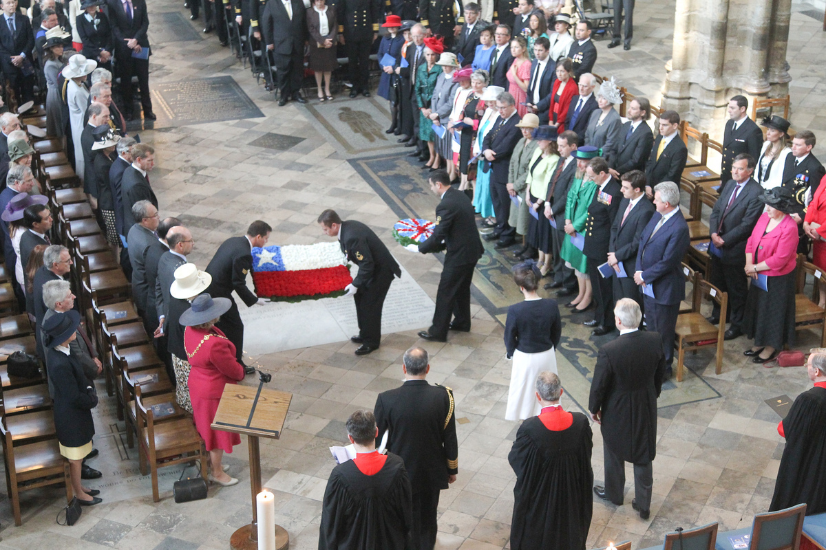 Princess Royal and Chilean Navy honour Lord Cochrane