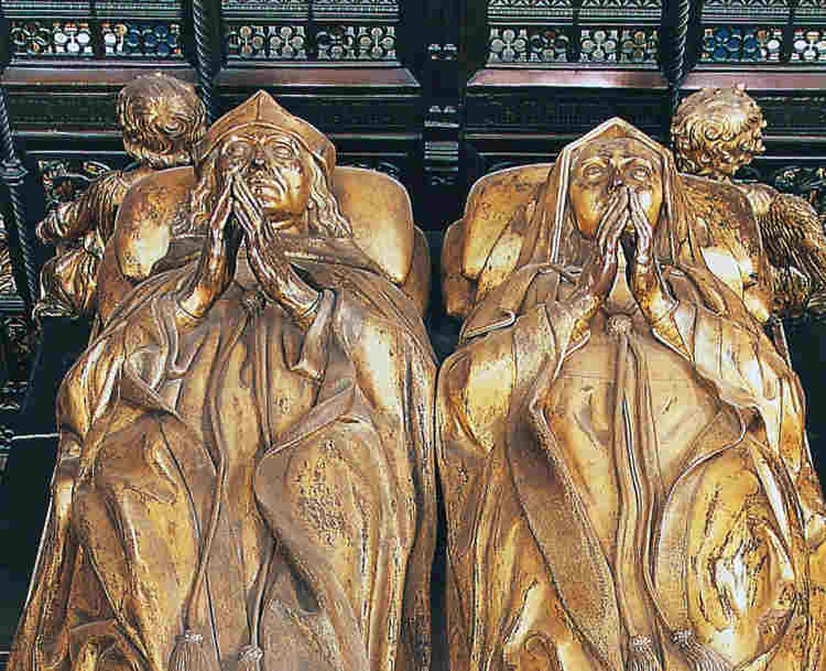 Photograph of the tomb on Henry VII and Elizabeth of York in the Lady Chapel of Westminster Abbey