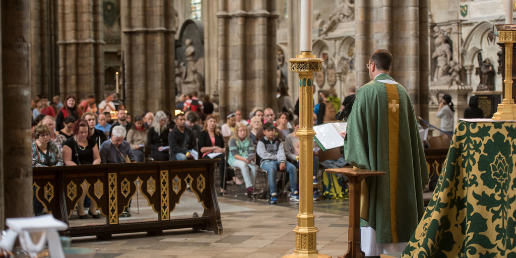 웨스트민스터 사원 예배 이미지