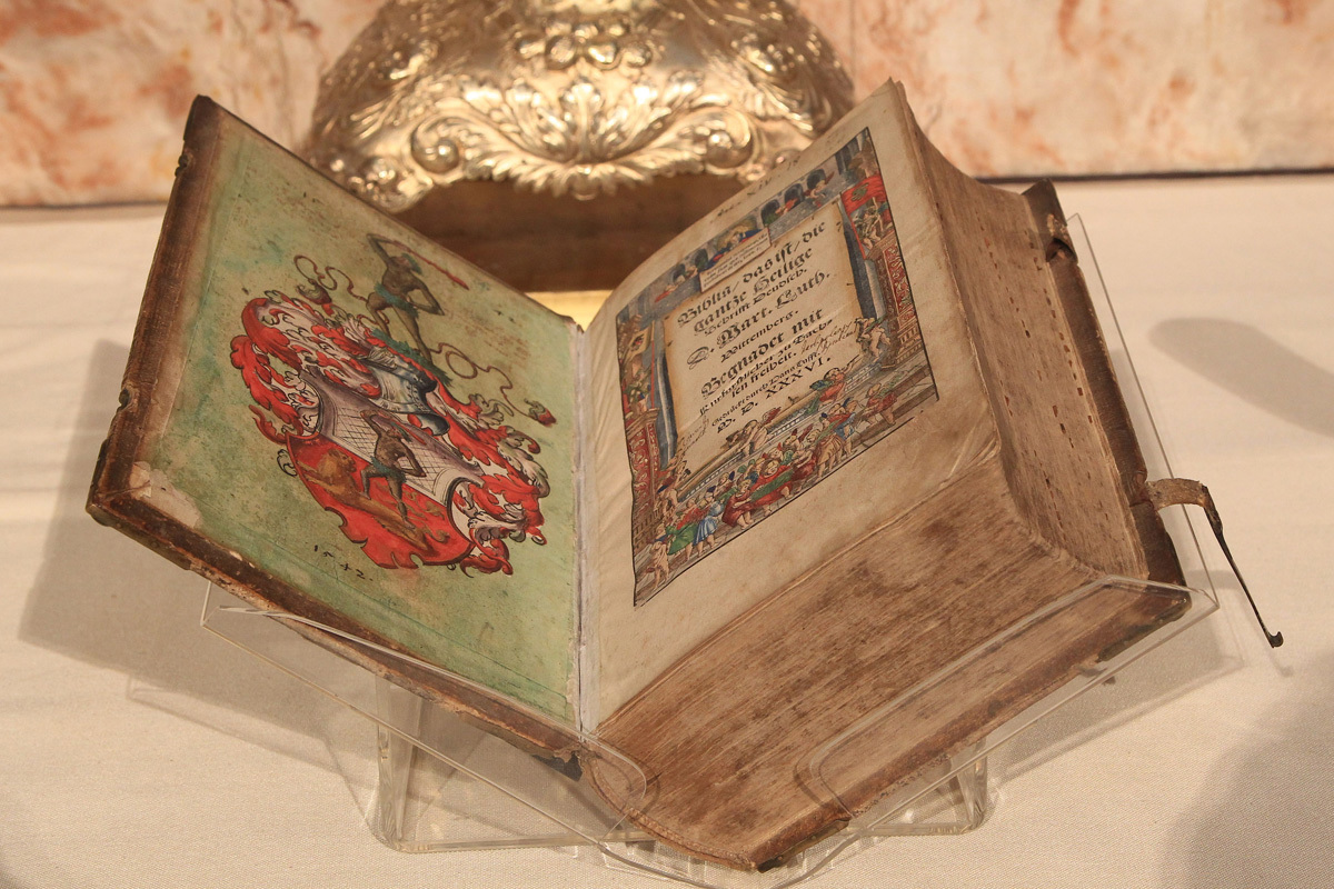 The Luther Bible, part of the Lambeth Palace Library collection, was placed on the High Altar during the service