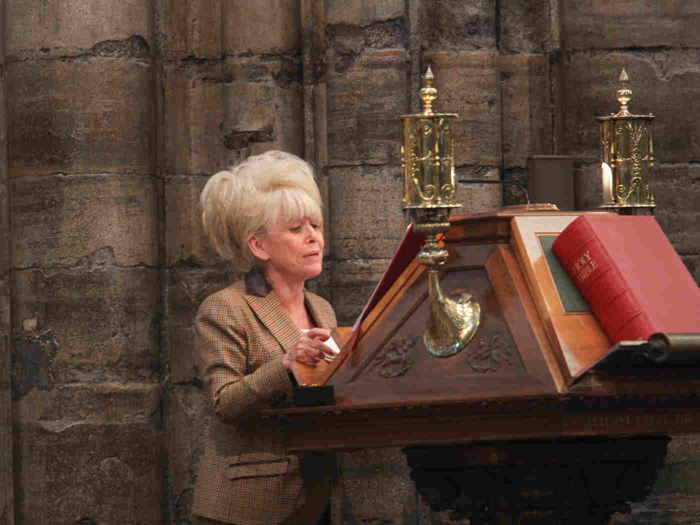 Barbara Windsor MBE, actor, read Romans 8: 31-end