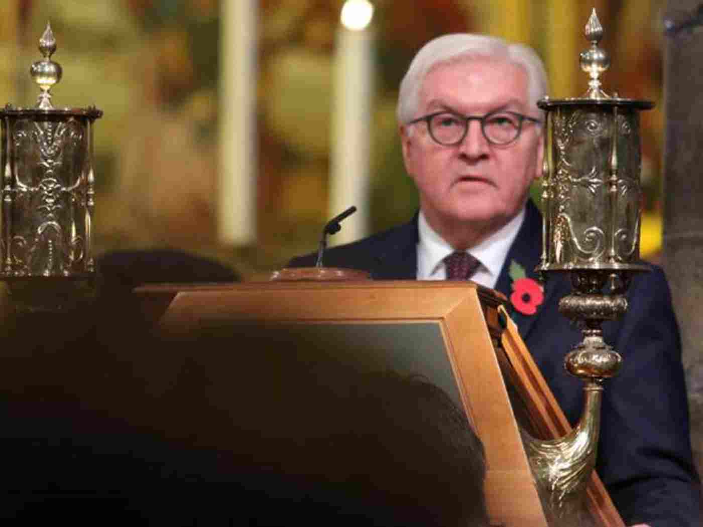 The President of Germany reads 1 St John 4: 7-11