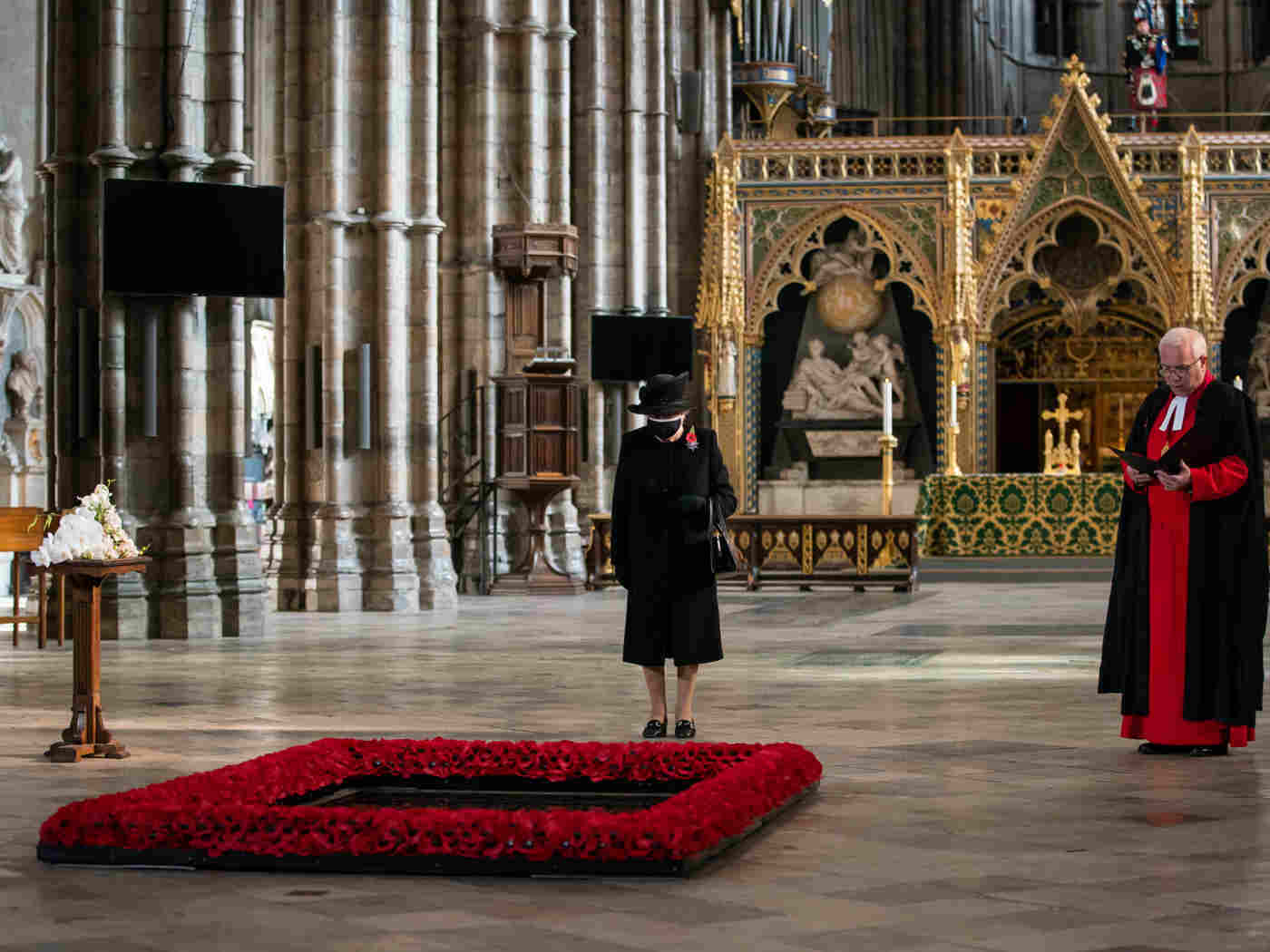 Her Majesty The Queen was welcomed to the Abbey by the Dean of Westminster, the Very Reverend Dr David Hoyle