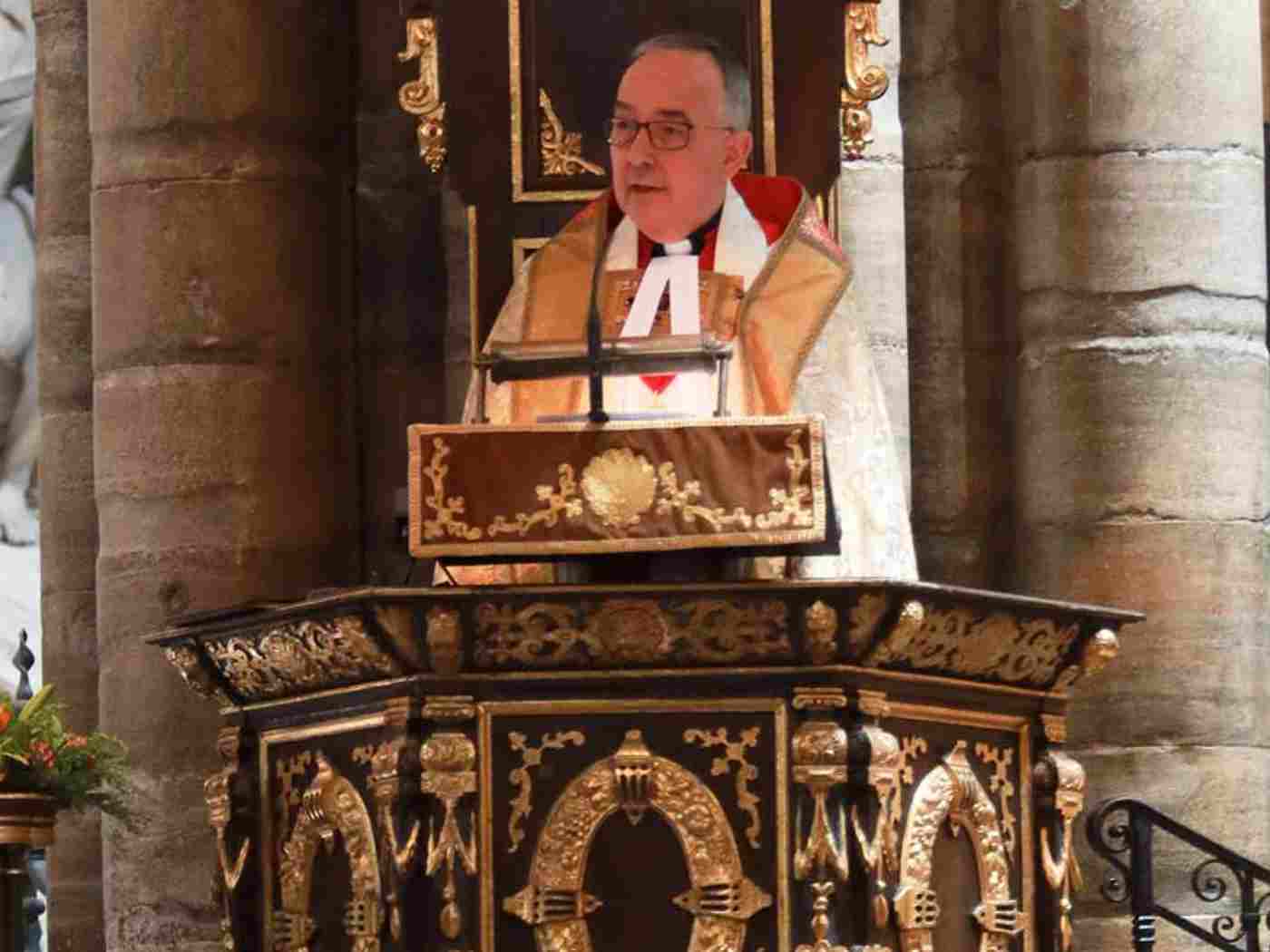 The Very Reverend Dr John Hall, Dean of Westminster, gives the Address