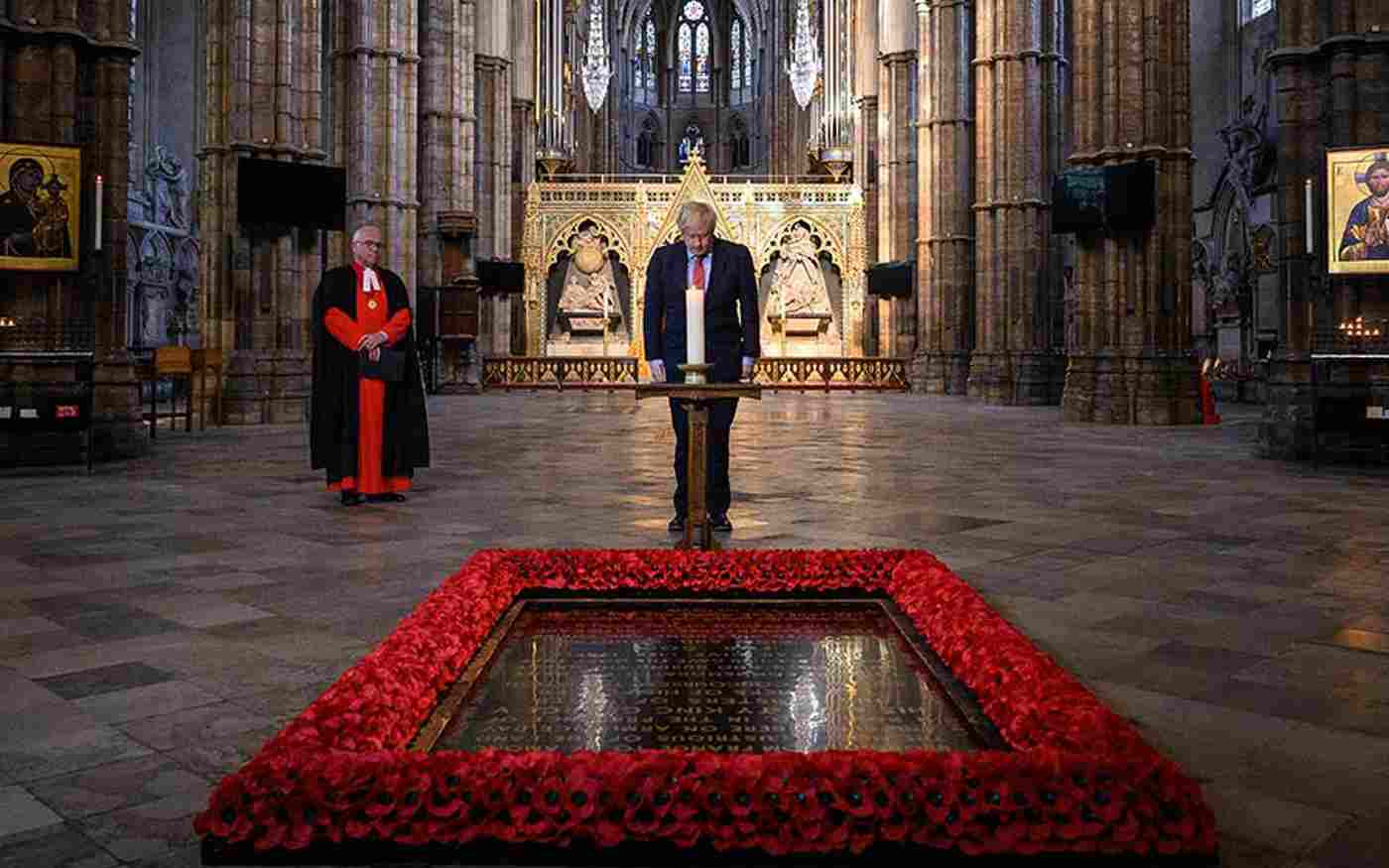 Prime Minister visits Abbey on eve of VE Day