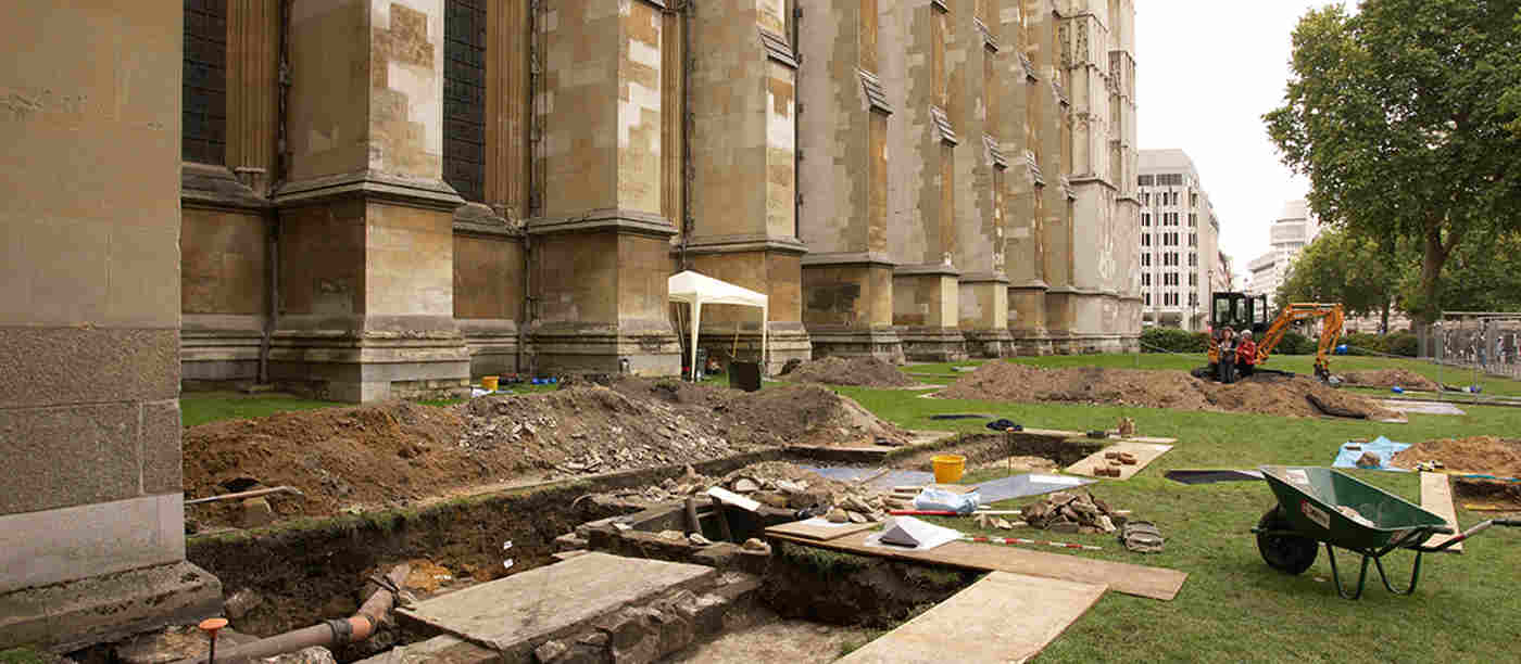 Uncovering the foundations of the Sacristy