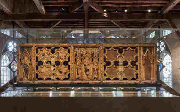Photograph of the Wesminster Retable within the Queen's Diamond Jubilee Galleries at Westminster Abbey.