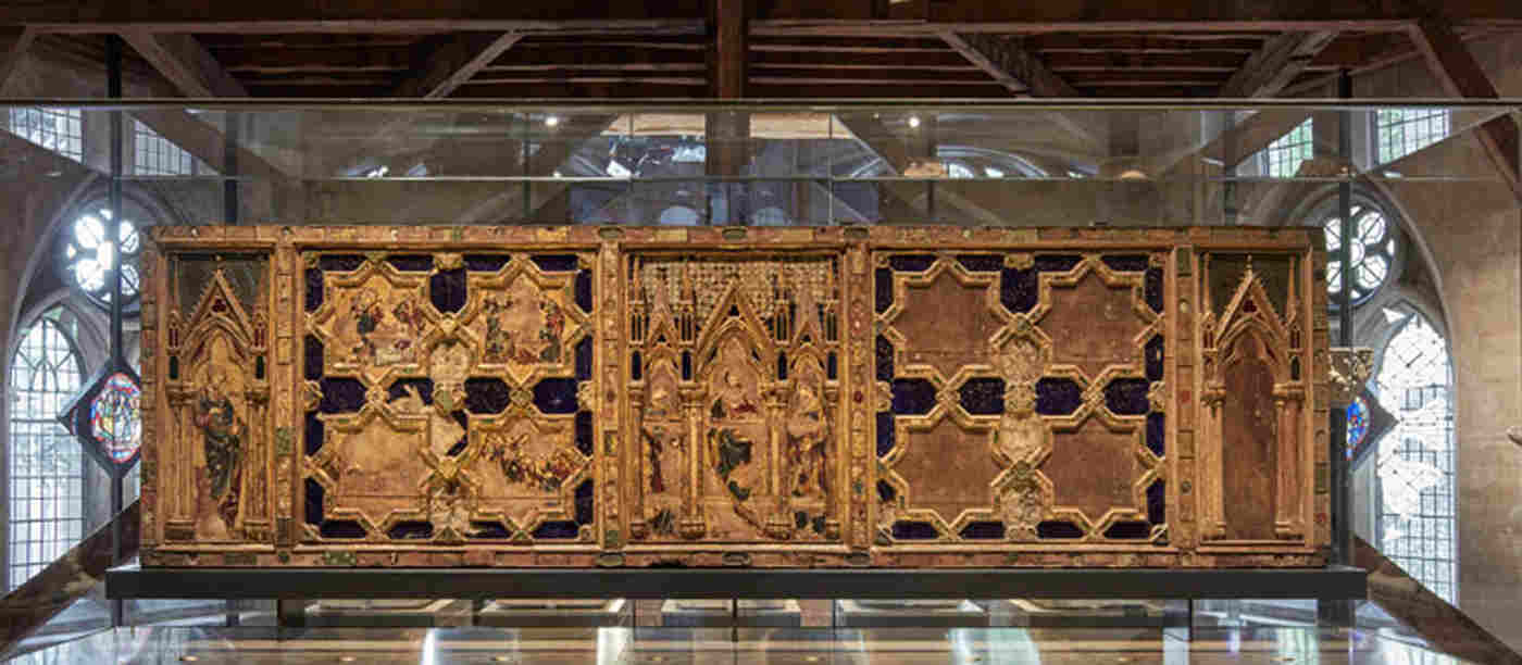 Photograph of the Wesminster Retable within the Queen's Diamond Jubilee Galleries at Westminster Abbey.