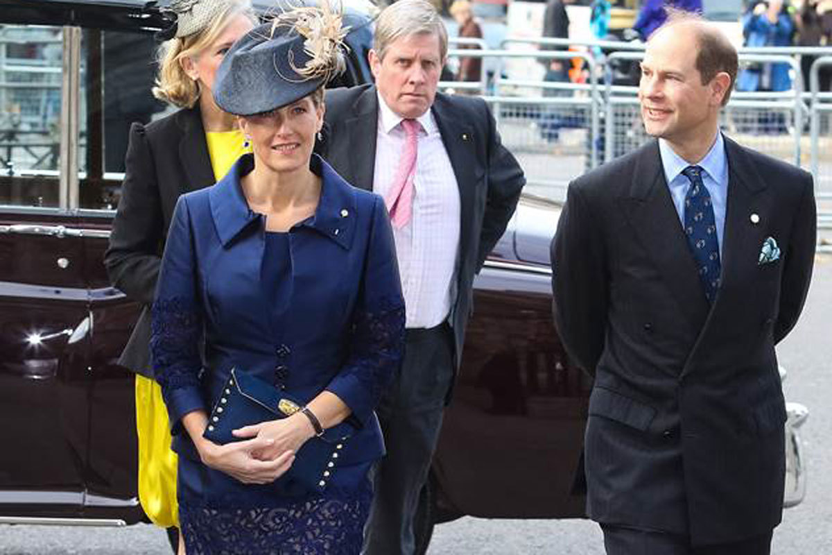 Their Royal Highnesses the Earl and Countess of Wessex arrive for the service of Thanksgiving to Celebrate the Diamond Anniversary of the Duke of Edinburgh's Awrd