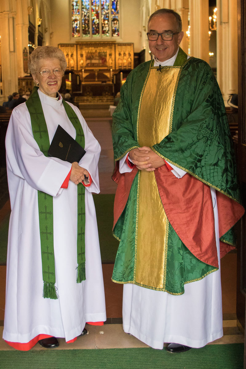 Canon Sinclair with the Dean of Westminster, the Very Reverend Dr John Hall