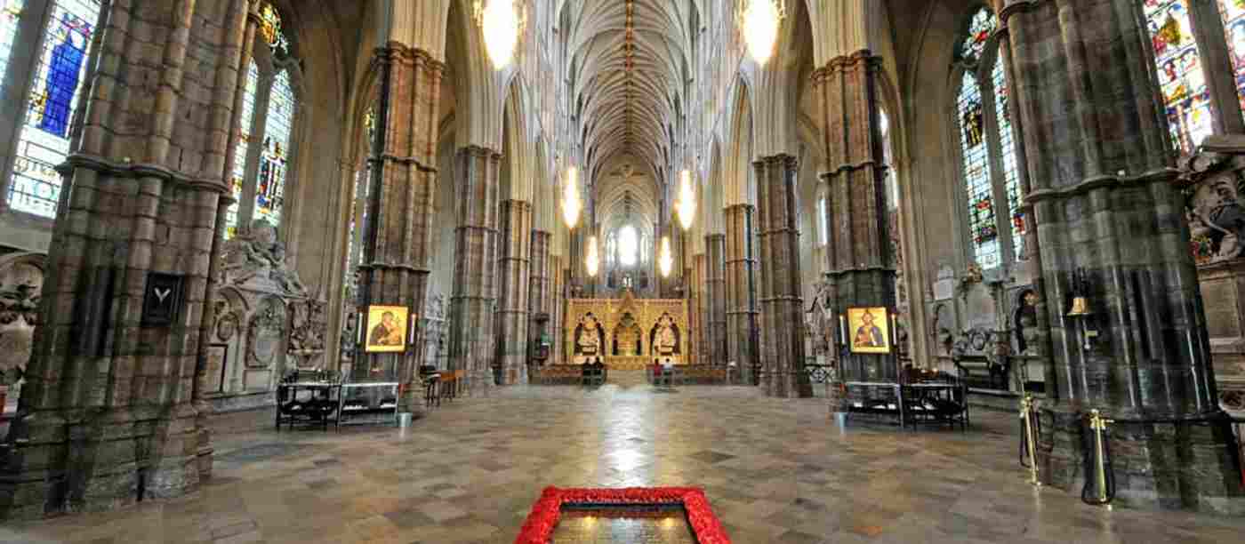 Westminster Abbey takes part in Cathedrals at Night