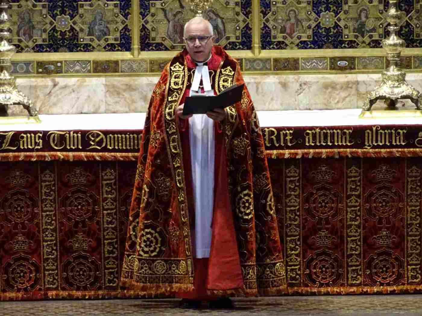 The Dean of Westminster gives the Bidding