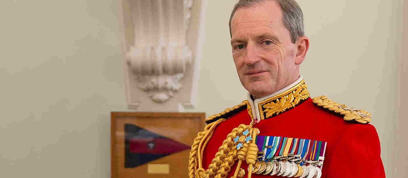 General commanding Army in London reads for Abbey