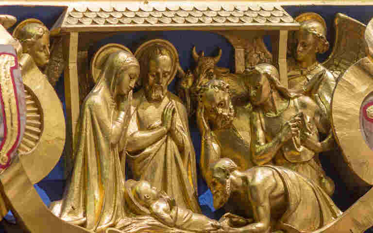 Photograph of scene of Jesus' birth at Westminster Abbey, representing Advent and Christmas At home family activities