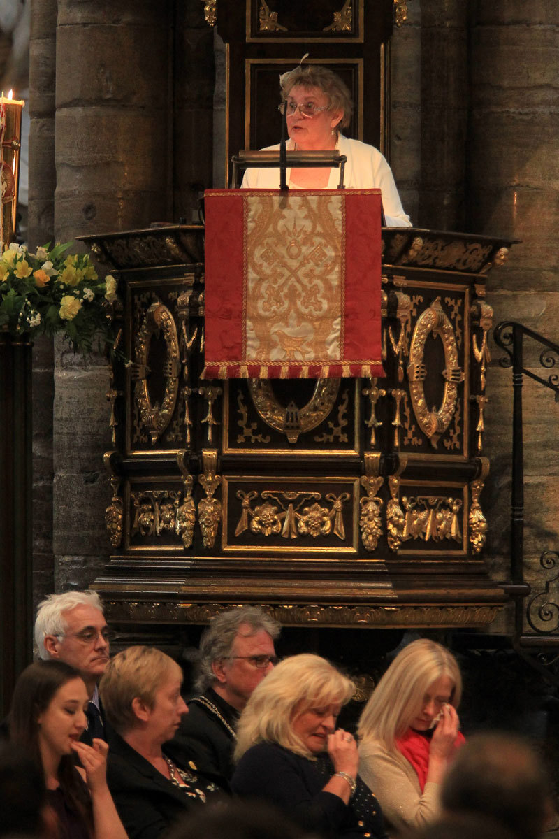 Elizabeth Burton-Phillips, Founder of DrugFAM, gives The Address