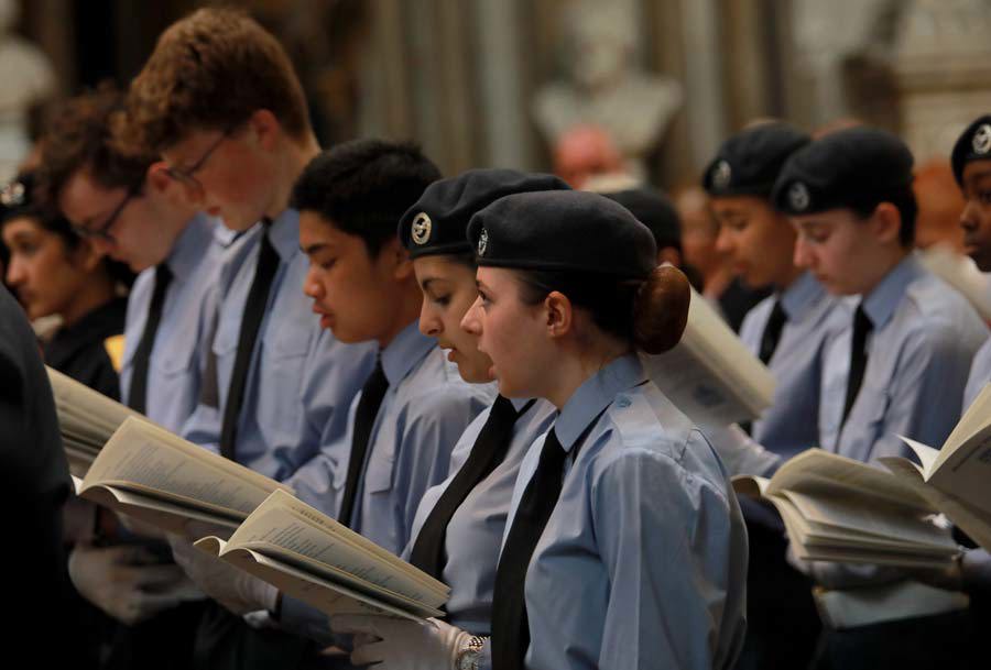 Cadets from 291 (Westminster and Chelsea Squadron ATC sing the hymn