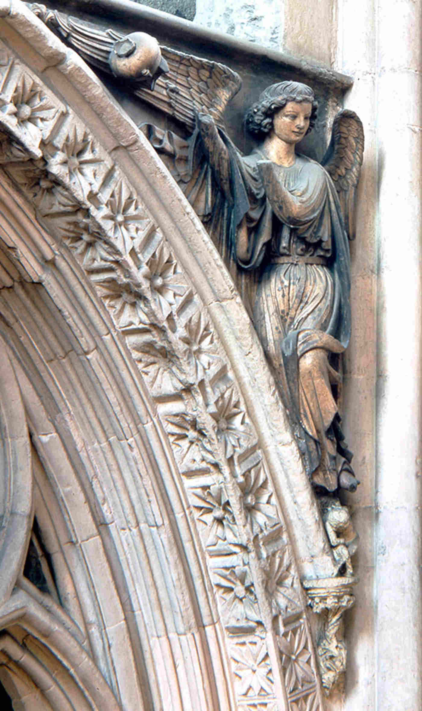 Censing angel in the south transept