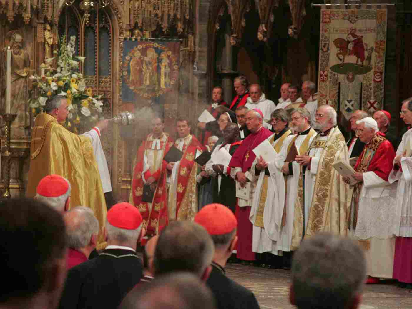The Dean censes the Altar, the Pope, the Archbishop, and the Church Leaders