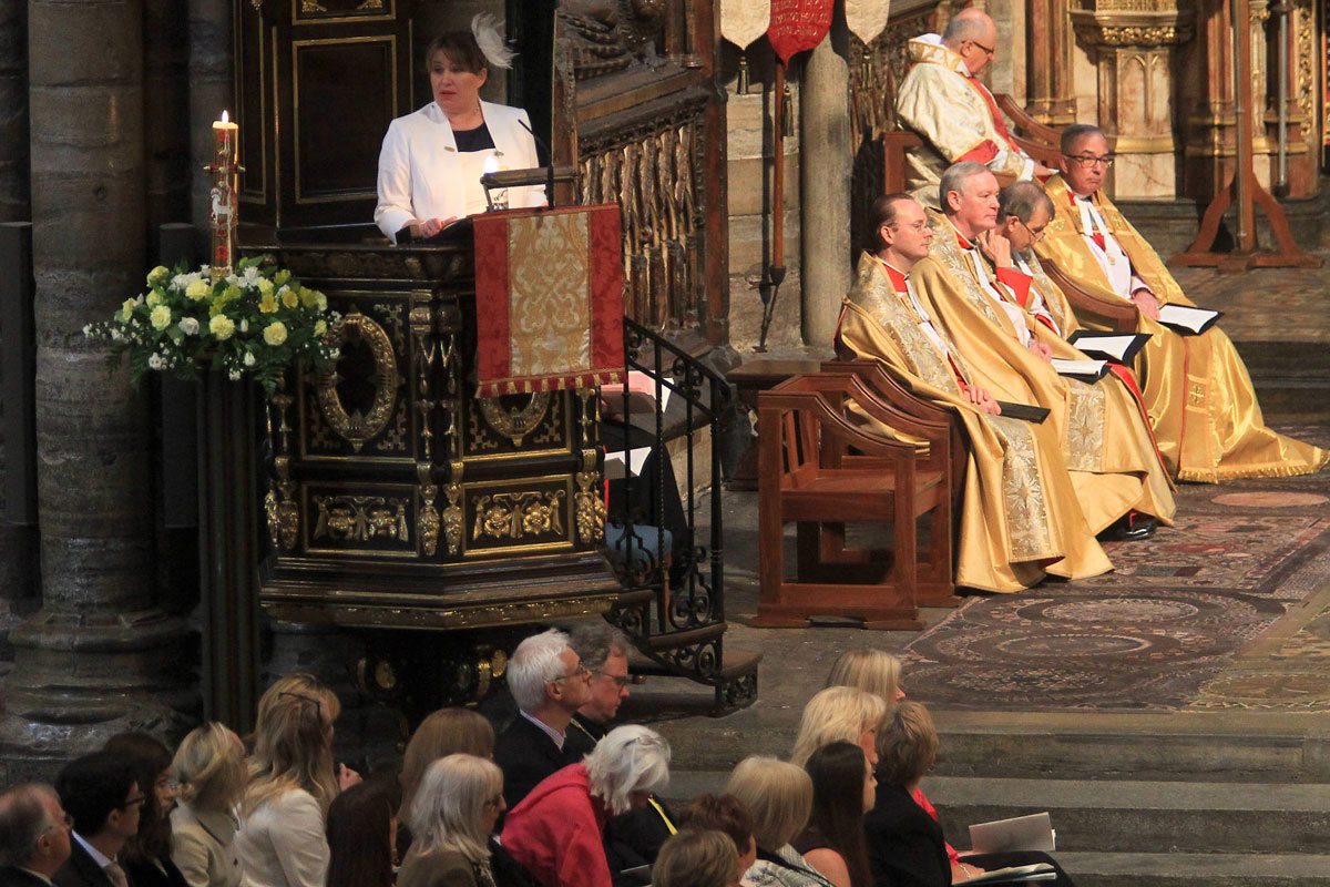 Sarah Bromfield, a family member affected by addition,and the CEO of DrugFAM, reads a Testimony