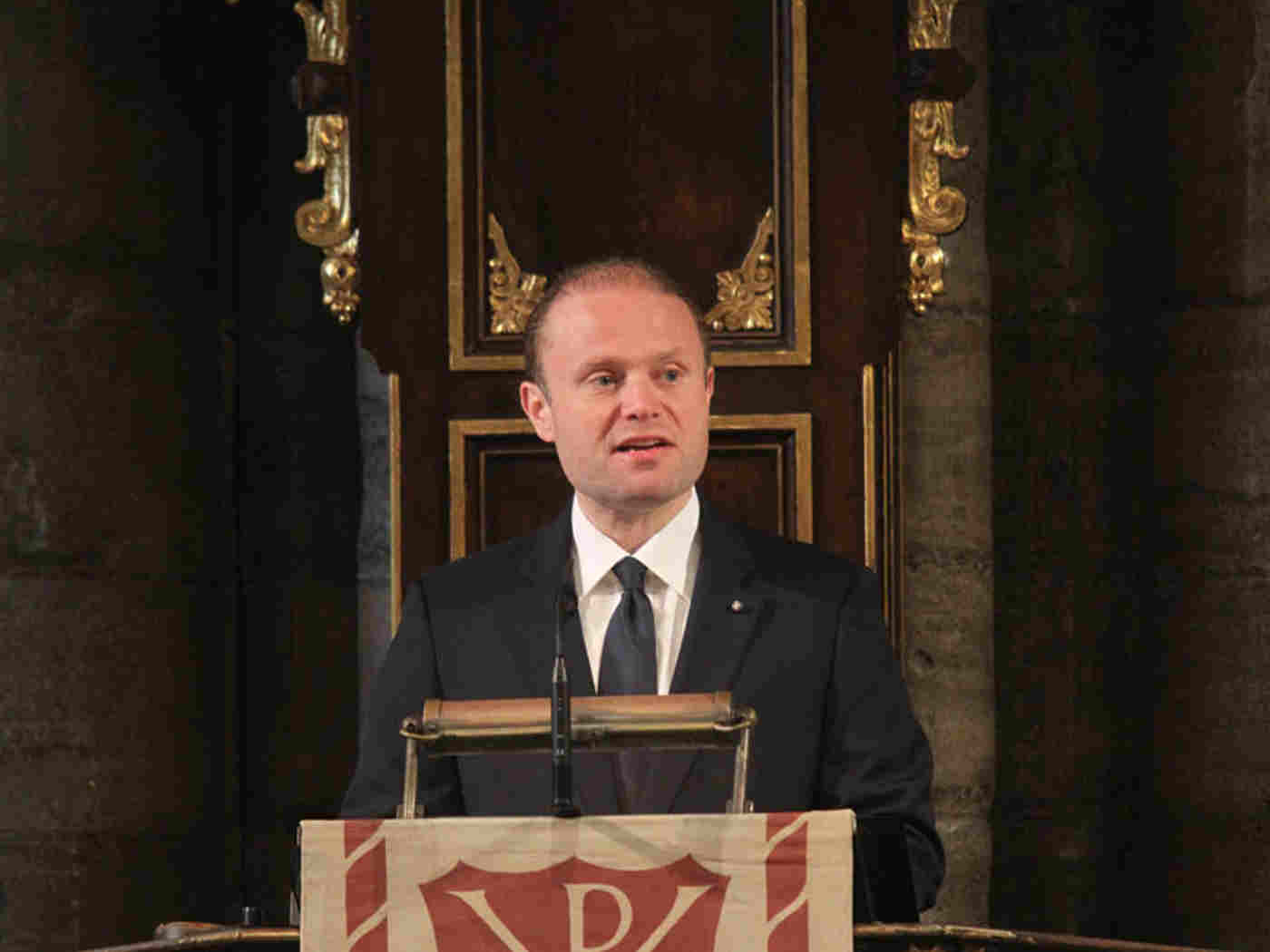The Prime Minister of Malta and Commonwealth-in-Office, Dr Joseph Muscat KUOM, reads a reflection