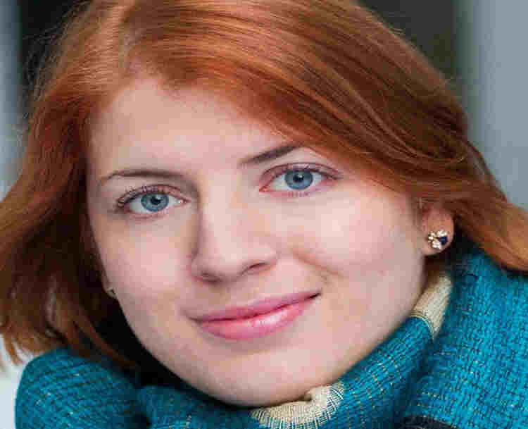 Photograph of Dr Miranda Kaufmann representing Africans in Tudor and Stuart Westminster lecture. Photo credit: Rose Collins