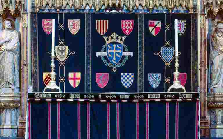 Black funeral frontal and dorsal on the High Altar of Westminster Abbey